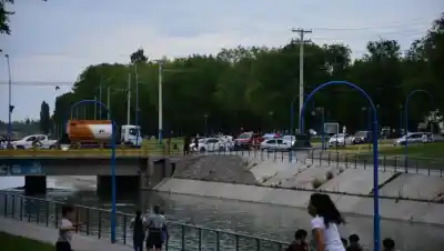 Desapareció de un hogar en Roca y la encontraron en el canal: el dramático rescate