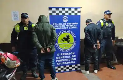Asaltaron a una estudiante camino a la escuela: cayeron los dos motoarrebatadores