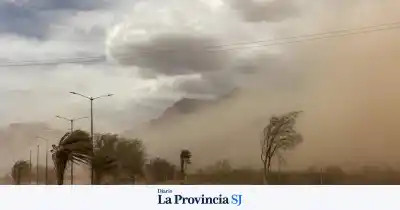 San Juan bajo alerta triple: viento Zonda de hasta 100 km/h y nevadas en simultáneo