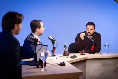 Reconoció la gestión de Ferraresi pero ya sueña con la Intendencia: la confesión del senador camporista