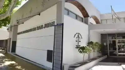 Llaman a abogados haciéndose pasar por el Foro: la nueva estafa que preocupa en San Juan