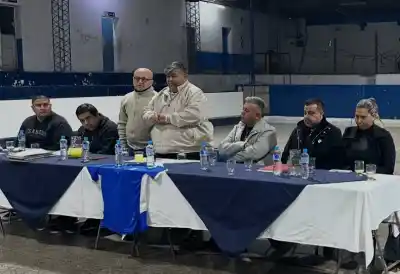 Crisis total en Unión de Villa Krause: renuncia del presidente, deudas y bajas que sacuden al club