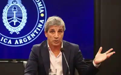 Caputo logra una victoria inesperada: por cada 5 dólares que le ofrecieron, solo tomó 1