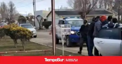 Entraron a un departamento en San Julián y encontraron un arsenal de drogas: cuatro detenidos
