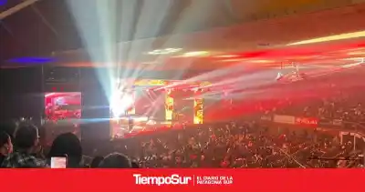 El primer acorde que encendió la Patagonia: así arrancó el Festival con una multitud