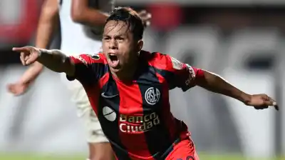 Mazazo en Boedo: el Perrito Barrios se rompió los ligamentos y San Lorenzo tiembla