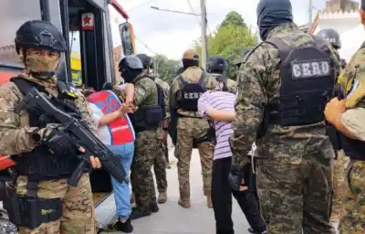 Operativo de alta complejidad: así fue el traslado de 20 condenados que dejó en vilo a la Capital