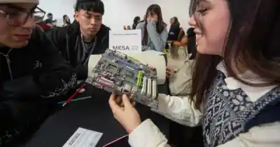 El desafío ecológico que reunió a 60 estudiantes mendocinos: ¿qué propusieron para la basura electrónica?