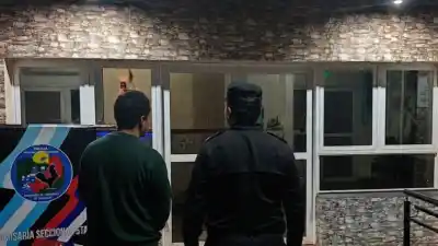 Escándalo en Oberá: detienen al vecino que protagonizó un bochornoso episodio frente a su vecina