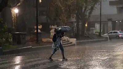 Último día de julio: el SMN emite alertas por tormentas y ráfagas que complicarán la noche