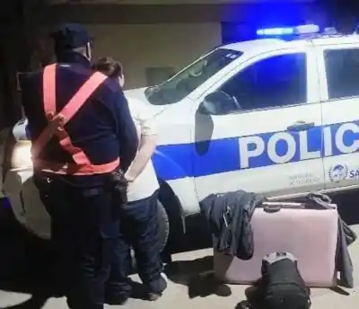 Camilla misteriosa: un joven fue demorado en el centro de San Luis y la Policía investiga su origen
