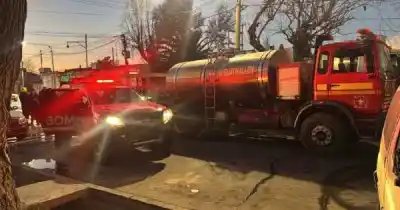 Un incendio destruyó una casa en Guaymallén: el dramático momento que vivió una familia