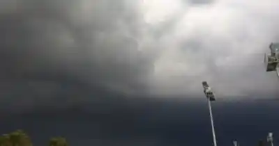 Alerta máxima en Quilmes: piden no salir de casa por tormentas que azotarán todo el viernes