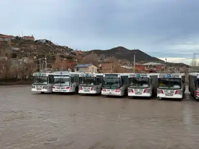 El último viaje: la emotiva despedida de los choferes a Patagonia Argentina