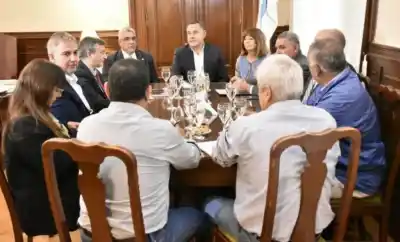 Fractura en el gremialismo docente: algunos aceptan la oferta y otros van al paro