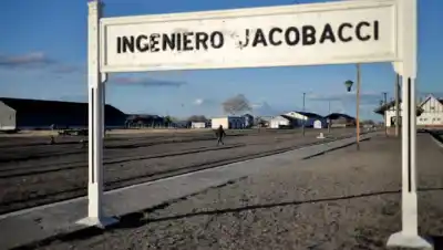 Atropelló y mató a un peatón en Jacobacci: ¿evitará el juicio con una compensación?