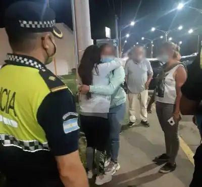 Apareció Brenda, una mujer la halló deambulando en Aguilares