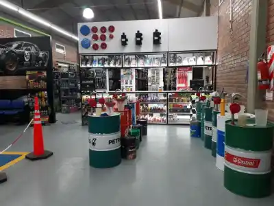 Desvalijaron un lubricentro en Rivadavia y el botín incluye 2 millones de pesos