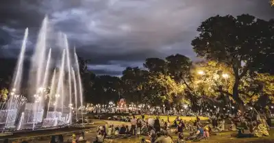 Aguas Danzantes en Mendoza: conocé los horarios de agosto que no te podés perder