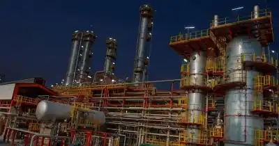 Industria bonaerense: el petróleo y el agro sostienen la actividad, pero 13 ramas siguen en crisis
