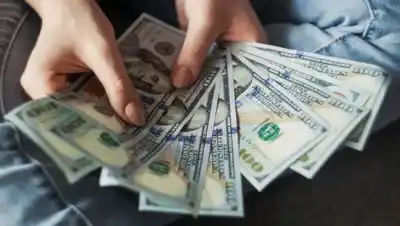 Dólar: los argentinos no frenan y en junio compraron más de US$ 2.800 millones