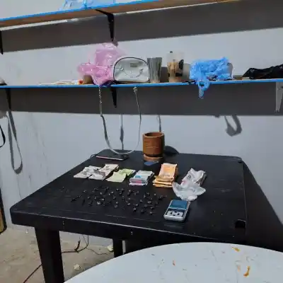 Cocaína, municiones y un misterio: el operativo que desarticuló un kiosco narco en Rivadavia