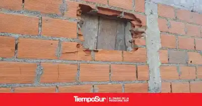 Desvalijaron el SUM de Unión Santacruceña: se llevaron hasta el motor de la hormigonera