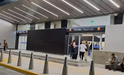 Cancelaron los vuelos en La Pampa: la niebla obligó a reprogramar decenas de viajes
