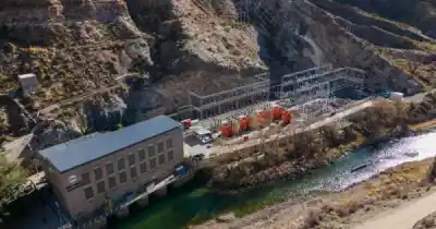 El día en que Mendoza recuperó sus centrales: el acto que marca el fin de una era