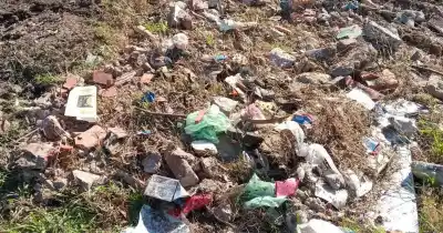 Ringuelet: la bronca de los vecinos por la basura que no aparece en el 'bulevar 1'