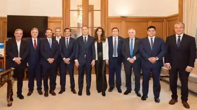 El plan de los gobernadores para frenar la eliminación de las PASO y arrancarle más fondos a Nación