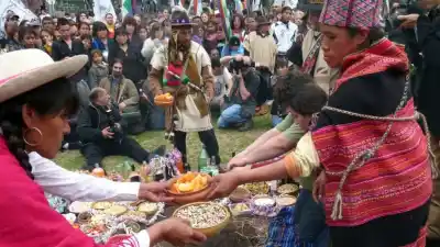 El misterio detrás del Día de la Pachamama: qué se esconde en la olla de barro