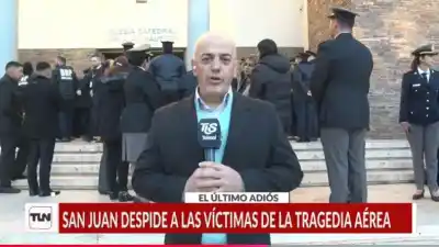 Adiós a los héroes de San Juan: la emotiva misa que se transmite en vivo y el último camino hacia el cementerio