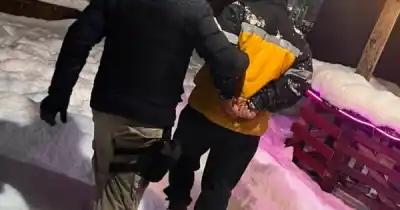 El operativo sorpresa en Las Heras que terminó con dos detenidos y un secreto oculto