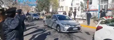 El emotivo homenaje que quebró a la Policía: aplausos y lágrimas en la Central