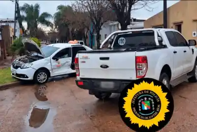 Un choque en pleno centro de Villaguay dejó daños millonarios y dos heridos