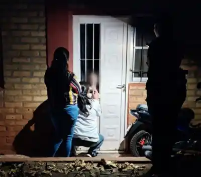 Desesperante llamado al 911: una nena de 6 años lloraba sola en su casa de Oberá