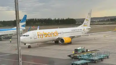Flybondi bajo la lupa en Neuquén: más de 320 reclamos y multas que superan los $392 millones