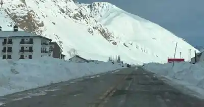 Habilitan la Ruta 7 hasta Puente del Inca: el frío extremo que complica la Cordillera