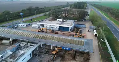 Tras 30 años de abandono, renuevan las estaciones de servicio de la autopista Rosario-Santa Fe y suman una tercera