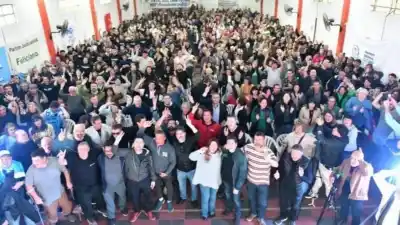 Con más de 700 militantes en San José, Bianco lanzó el MDF en Entre Ríos y marcó el rumbo hacia 2027