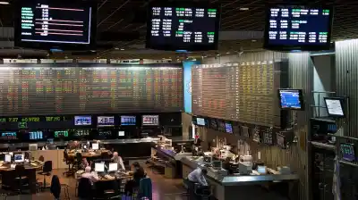 Acciones, bonos, plazo fijo o dólar: el ranking de julio que dejó a todos mirando al Merval