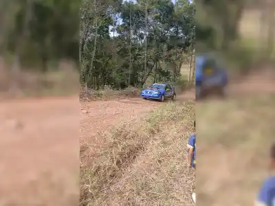 ¿Última carrera en Alem? El local que domina el rally y emociona a su gente