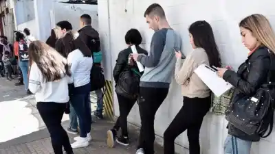 Alerta en el Gobierno: el desempleo podría volver a dos dígitos y buscan explicaciones