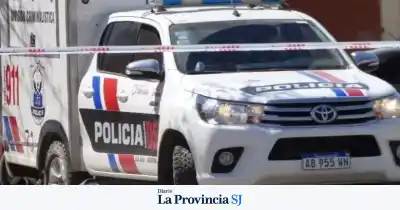 Tragedia en el microcentro: un hombre murió mientras corría y las cámaras captaron todo