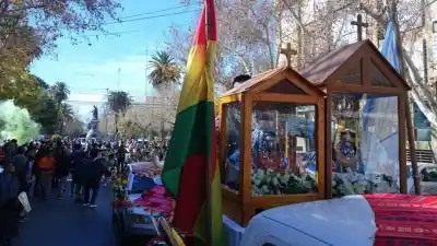 Caporales de 5 provincias se reúnen en San Juan para honrar a la Virgen de Copacabana