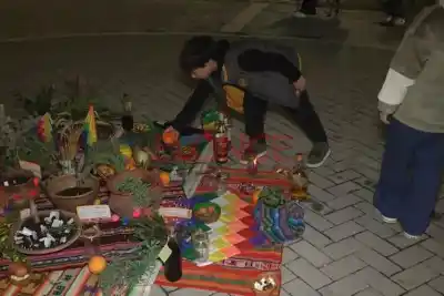 Pachamama en Paraná: rituales, chacareras y una colecta que llenó el Juan L. Ortiz