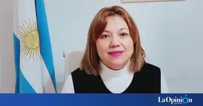 La funcionaria que salió a responder las críticas: ¿por qué el incentivo a docentes sin faltas genera polémica?
