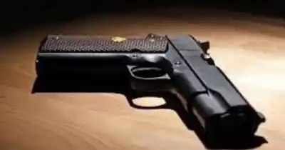 Asaltó a un ex policía que trabajaba en DiDi y le robó hasta su arma reglamentaria