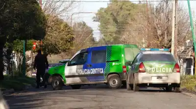 Lo mataron de una puñalada durante una pelea familiar en La Plata y el principal sospechoso es su hijastro